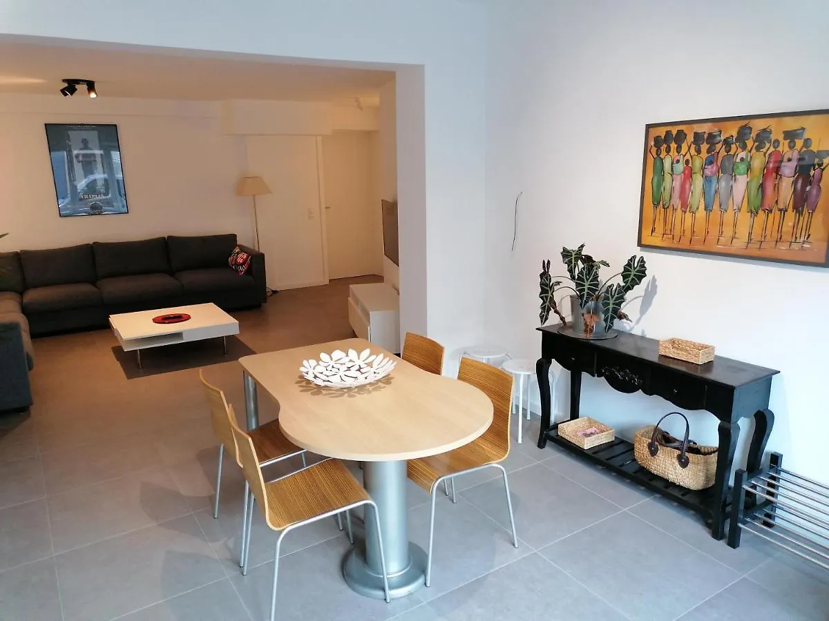 Appartement Dicht Bij Zee Ostende Apartman